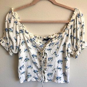 American Eagle Floral lace up top